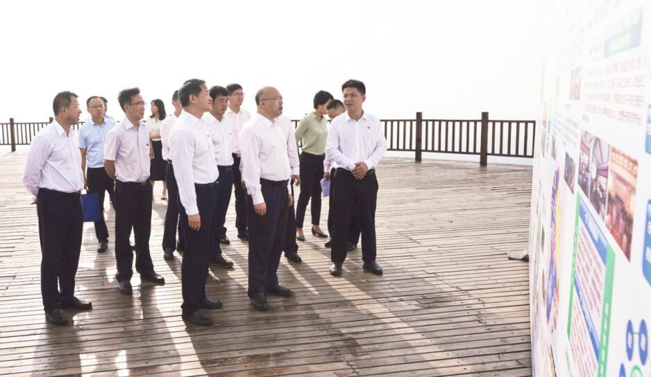 省委常委、组织部长王正谱到四川尊龙凯时集团调研指导工作