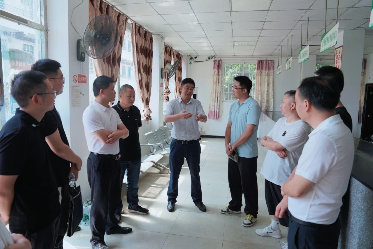 许东明赴南充市嘉陵区、巴中市通江县调研督导定点帮扶和托底性帮扶工作