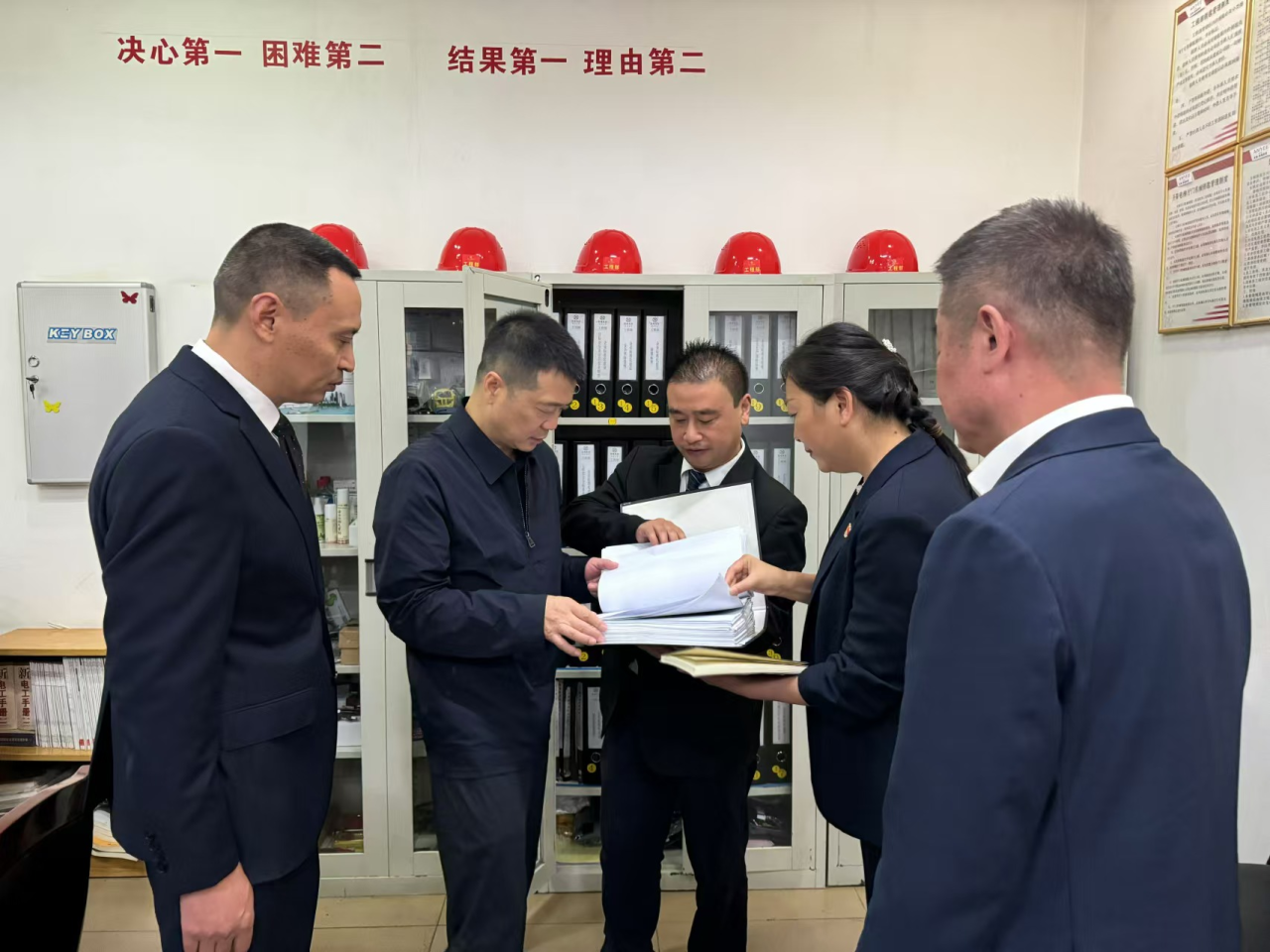 省尊龙凯时集团党委书记、董事长游勇国庆节期间调研督导旗下酒店经营及安全生产工作