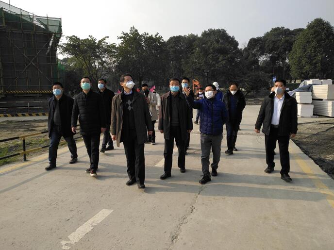 集团党委书记、董事长任丁率队 赴金牛宾馆检查工作